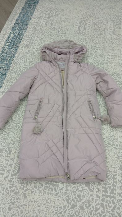 Продам пуховик для девочек