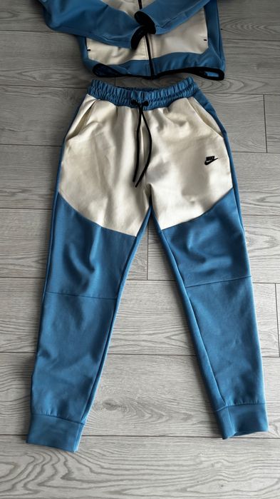 Costume sportiv Nike Tech Fleece Premium calitate toate mărimile