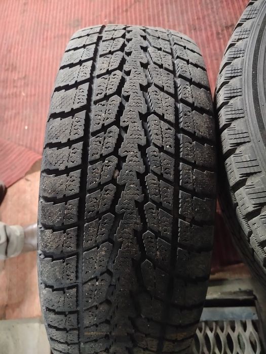 Резина зимняя липучка