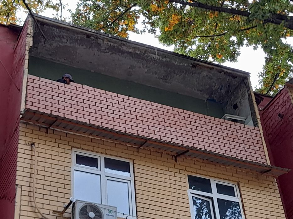 Кладка и ремонт балконов