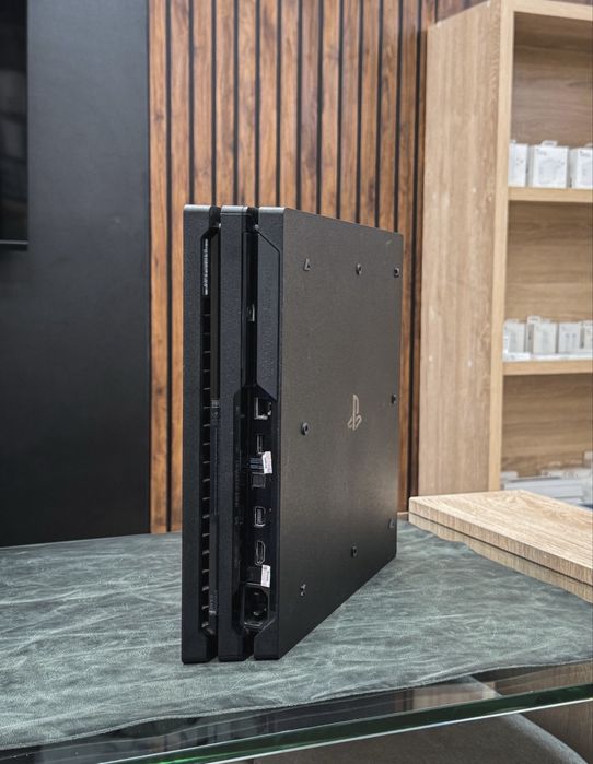 PlayStation 4 Pro 1TB 4K 2djostik Ideal