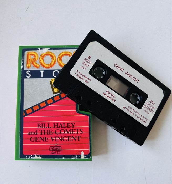 Casete audio din celebra serie Rock Story
