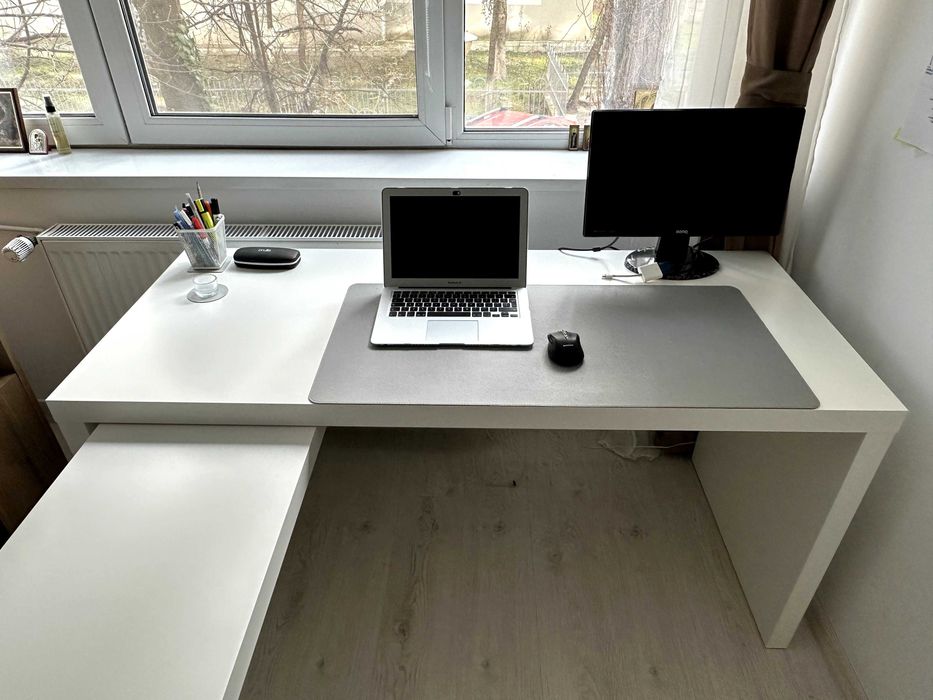 # Birou Ikea Alb 151 x 65 cm , cu extensie laterala, stare impecabila, doar 475 ron #