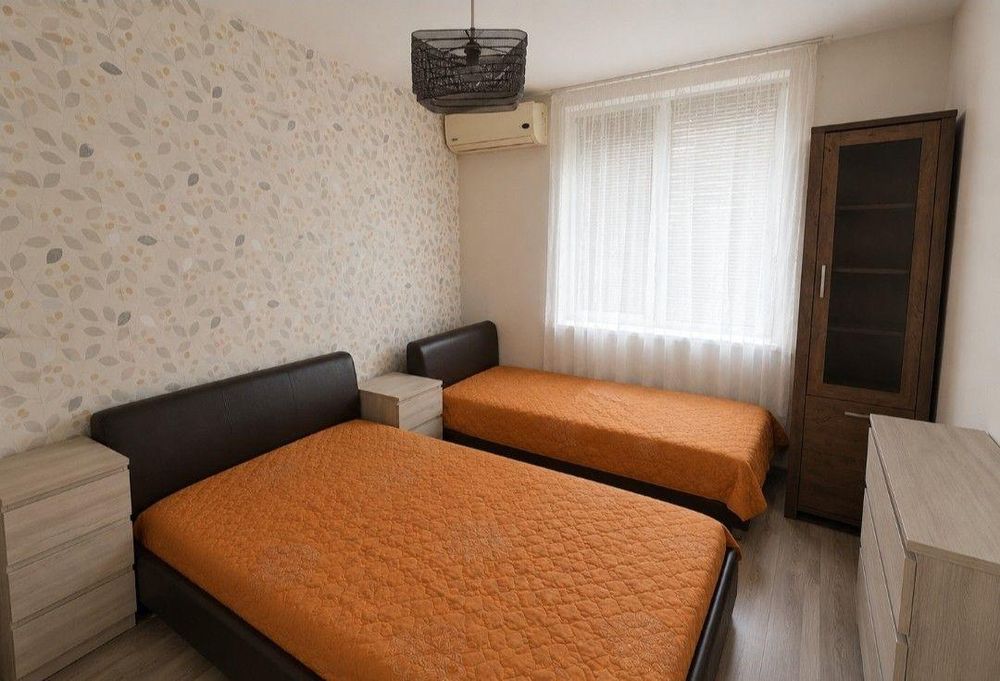 Тристаен апартамент с АКТ 16 в гр. Несебър