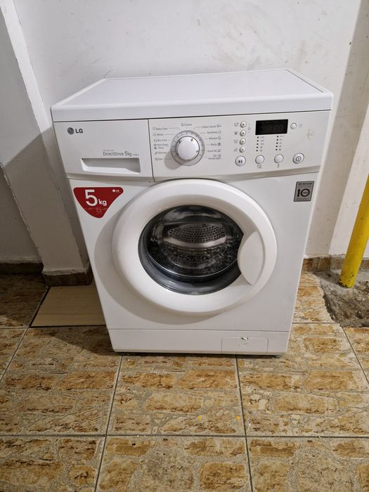 Vând mașină de spălat lg