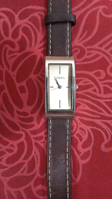Ceas dama. Fossil