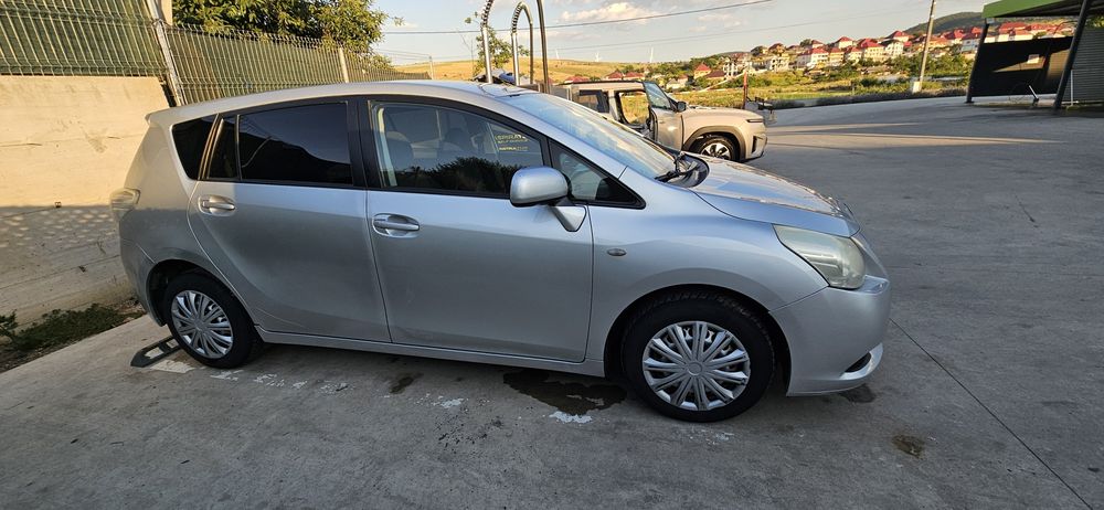 TOYOTA Verso 2011 — imagine 3