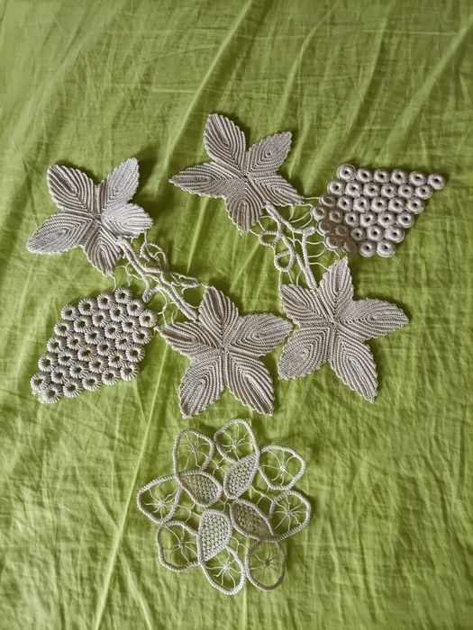 Mileuri din macrame , la cerere trimit poze , sunt mult mai multe