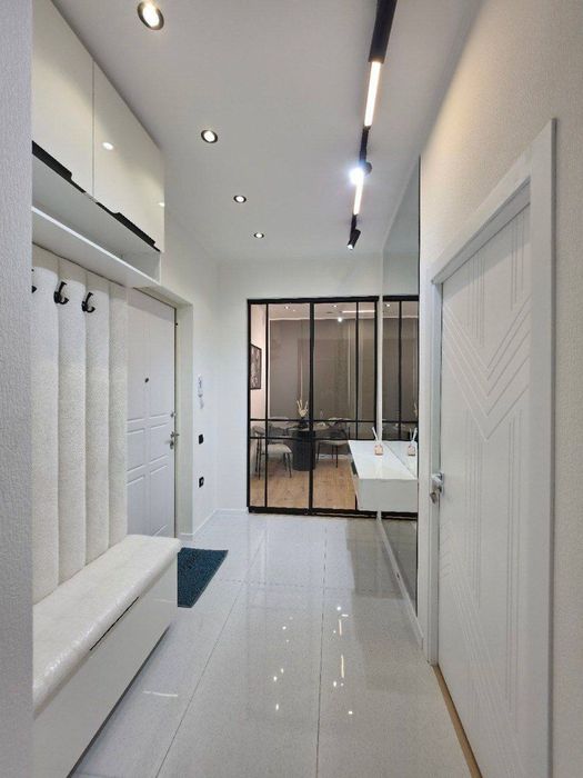 Срочно продается 3х ком кв-ра, ЖК Oz Makon, ор-р:Ул.Фергана Йули, 55м²