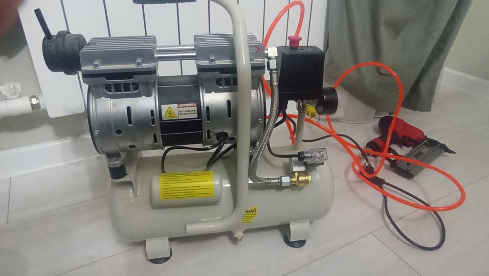 Компрессорный пневмопистолет