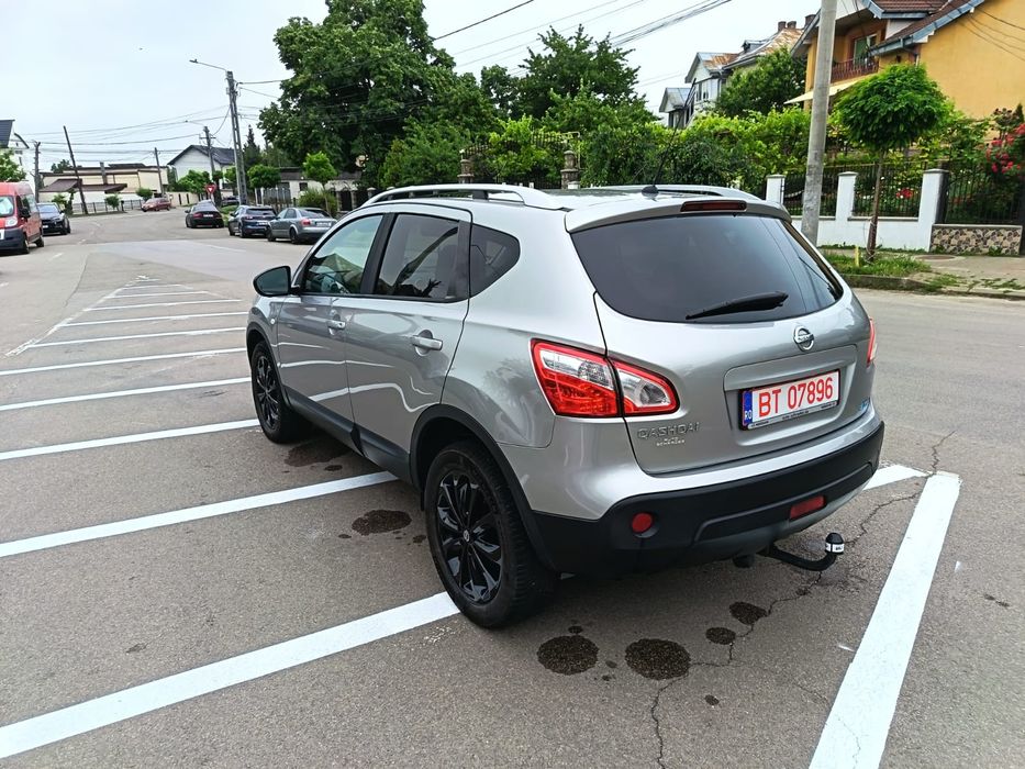 Nisan Qashqai  Tekana