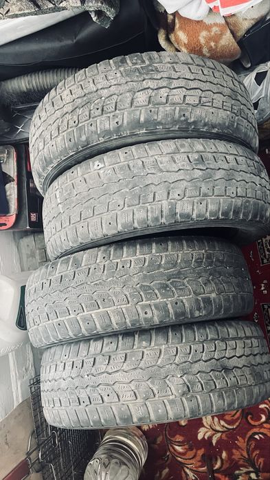 Продам зимнюю резину 4 шт