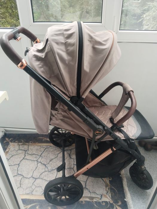 Продам коляску Tecnum