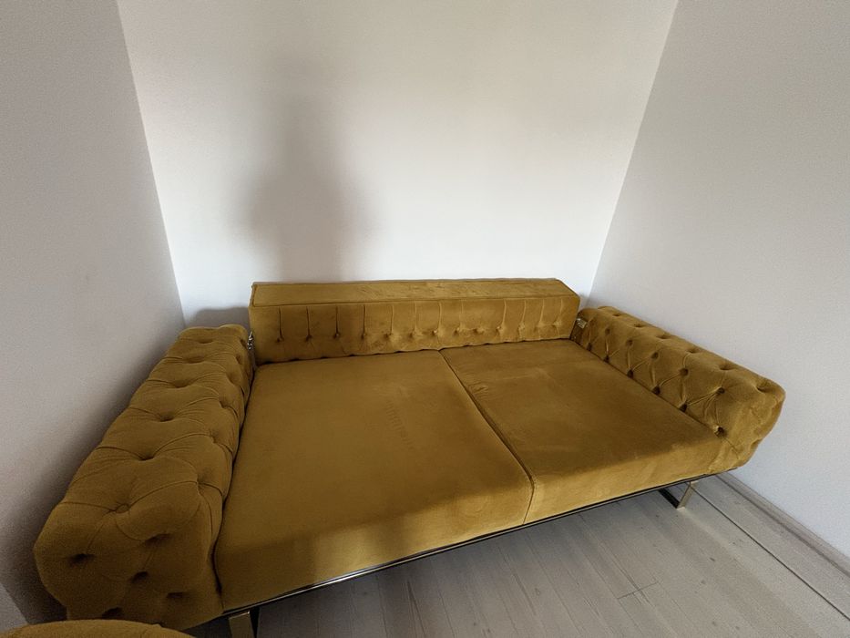Canapea extensibila