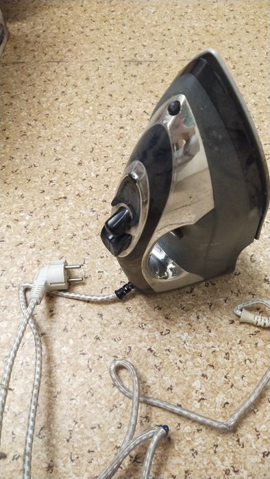 Старые утюги рабочие