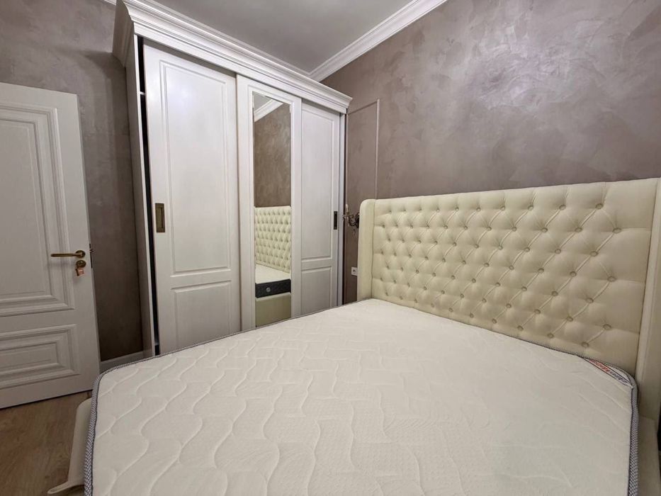 Продажа квартиры  Юнусабад  жк " Манзара" 2/15/16