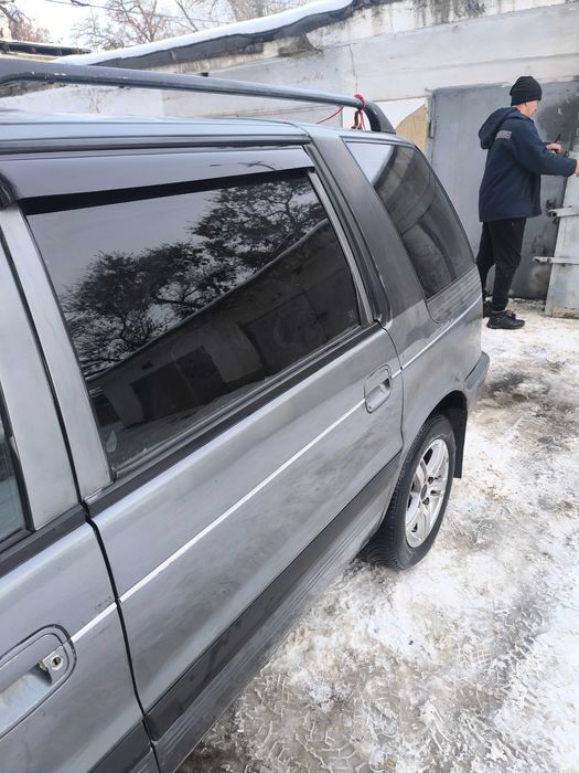 Митсубиси Спейс вагон