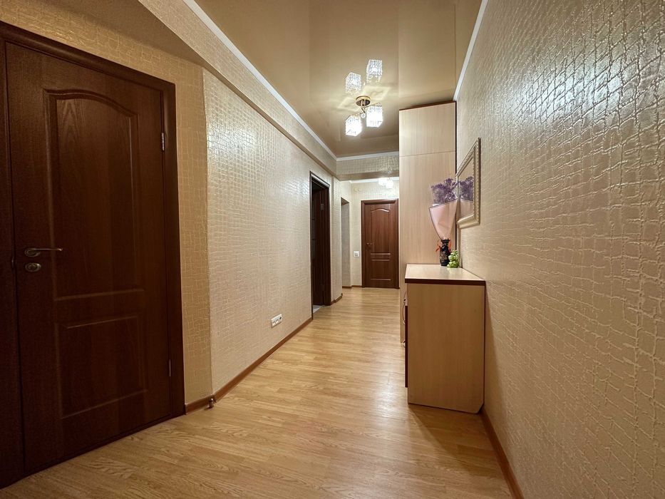 Продам 2-комнатную квартиру 87 кв.