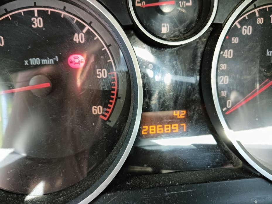 Vând Opel Astra h 17cdti