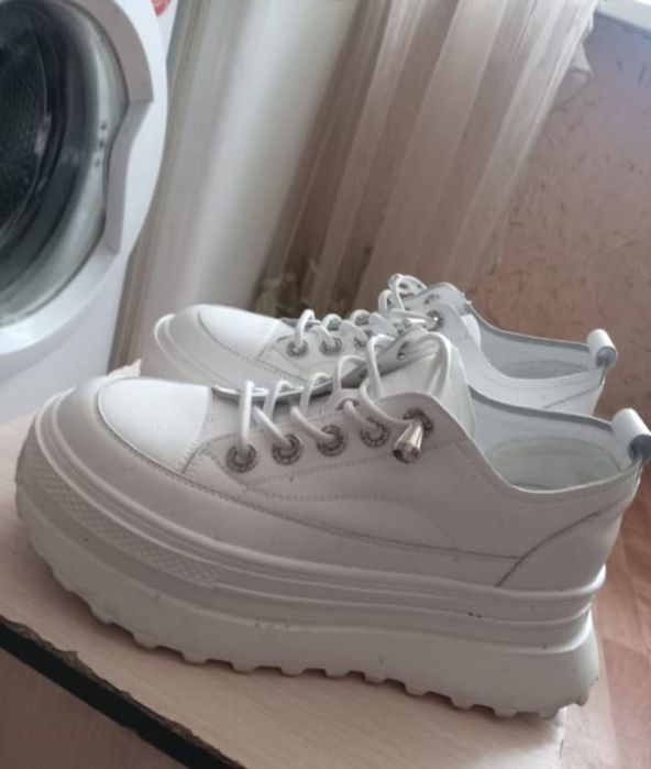 продам ботинки, 37 размер