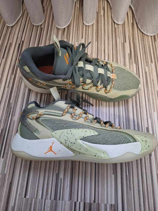 Air Jordan Luka 2 mărime 41 (uk7) ca noi.