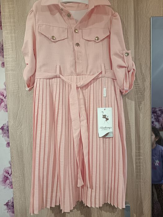 Детска рокля, коралово 5-6-7-8г.