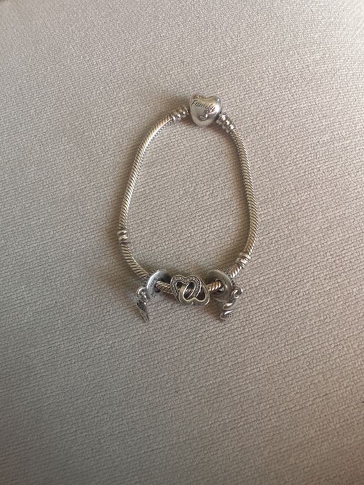 Pandora Гривна с 3 талисмана