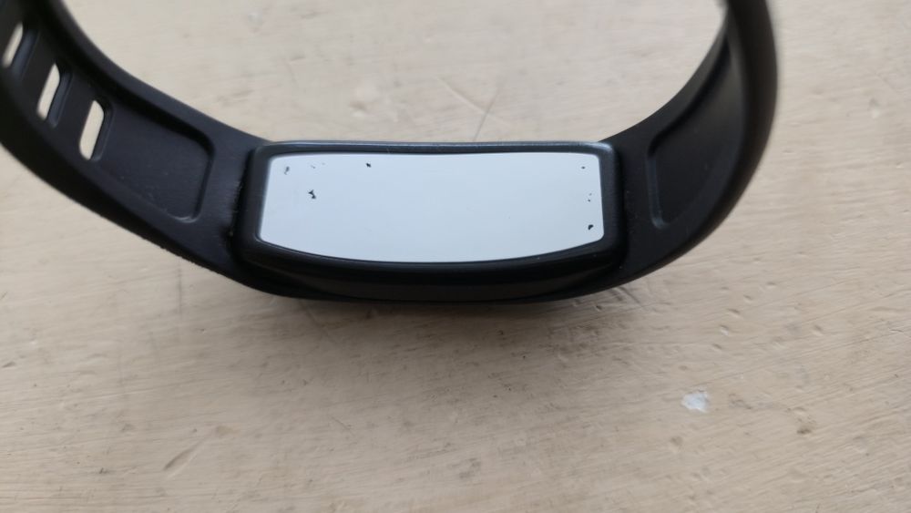 Фитнес гривна Garmin Vivofit 2