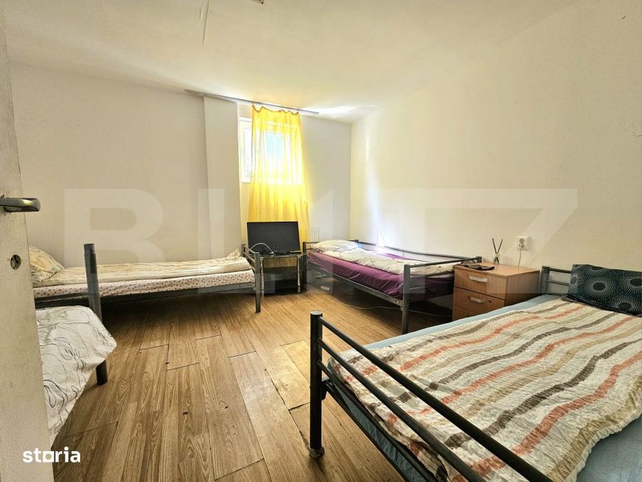 Casa 12 camere, cazare