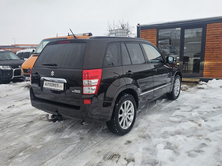 Suzuki grand vitara,1.9Diesel,4x4,Navi,Trapa,Xenon, Piele,Posibil Rate