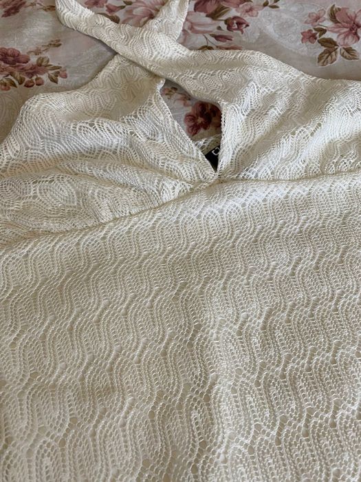 Бяла модерна дамска рокля