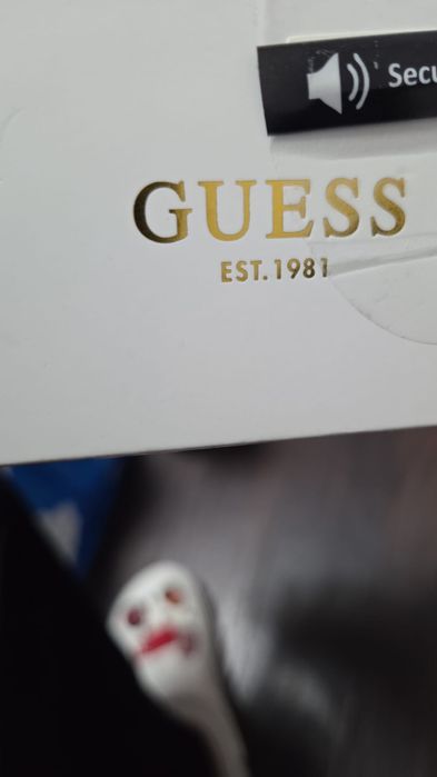 Castu GUESS fără fir Bluetooth