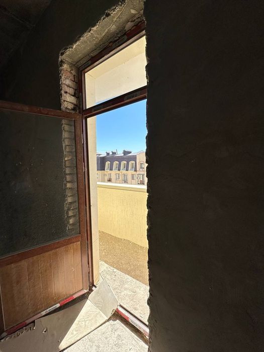 3xonalik kvartira 7qavatda sotiladi saharnaya bolnitsa
3 хонали 7 етаж