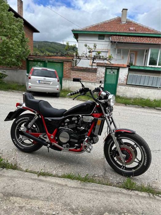 Honda Magna 750