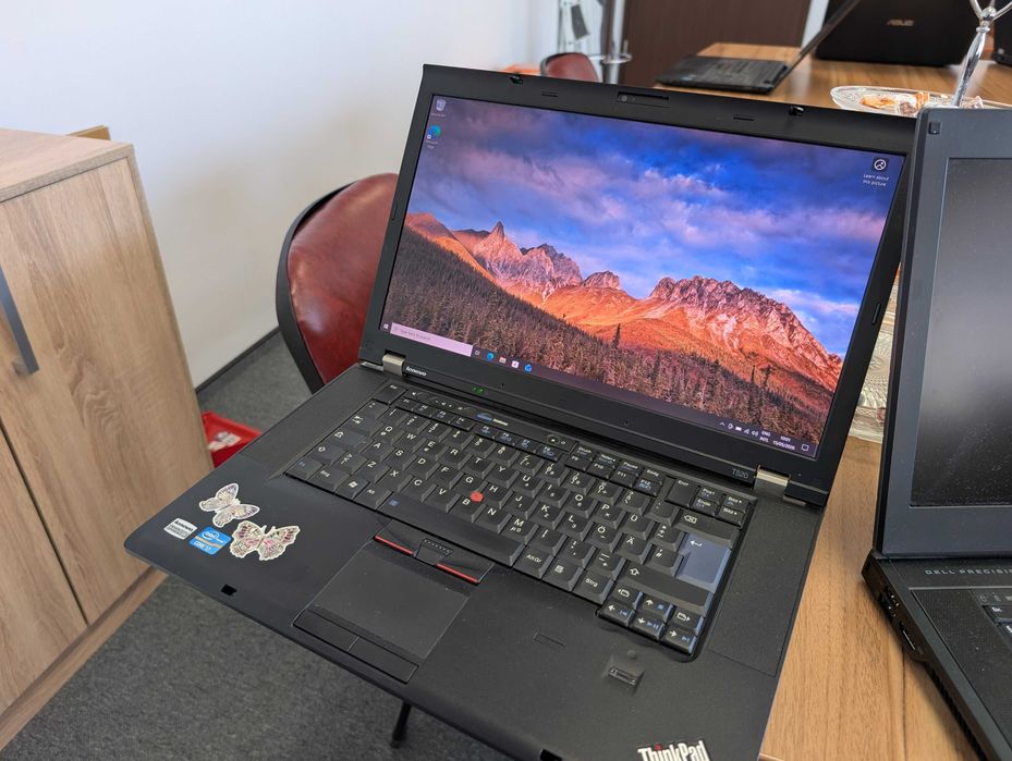 Лаптоп Lenovo T520 W510 T510 H700 Fujitsu и други 16gb SSD