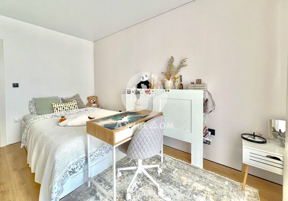 Продава се Четиристаен апартамент в Бургас, Сарафово - 113 кв.м за 2470 €/кв.м - Снимка #4