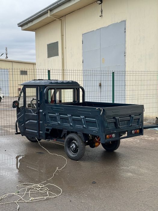 Трицикл муравей skill Max Электро мотороллер с кабиной / на заказ