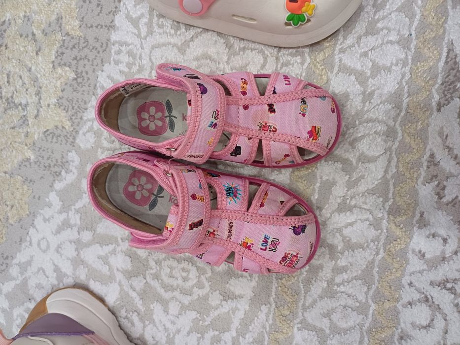 Обувь для девочки