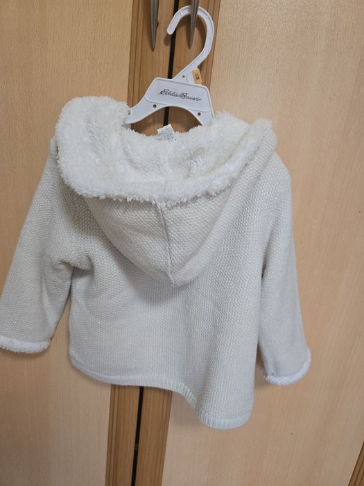 Палтененце за момиче 18-24 месеца.