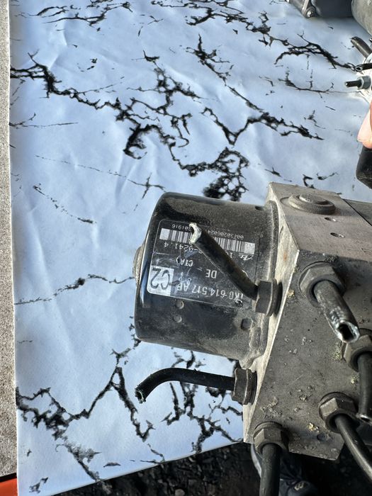 ABS модул Абс помпа за Ауди Audi A3 Skoda Vw 1K0614517Af 1k0907379ac