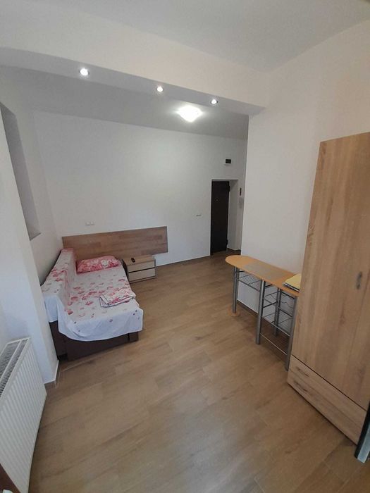 Proprietar-garsoniera noua in zona Universitate/Politehnica