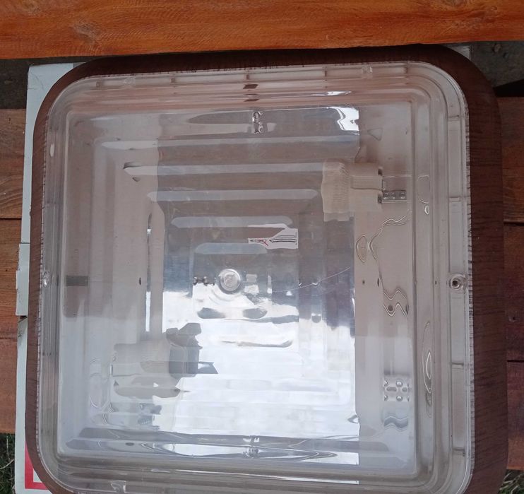 plafoniere plastic, noi