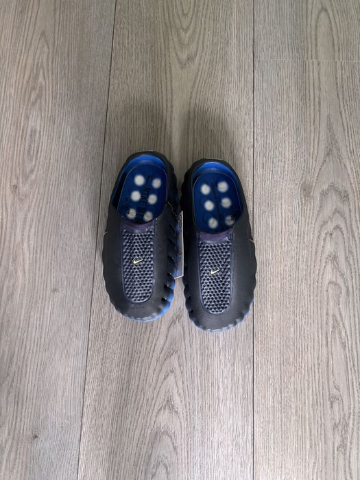 Nike mind slides