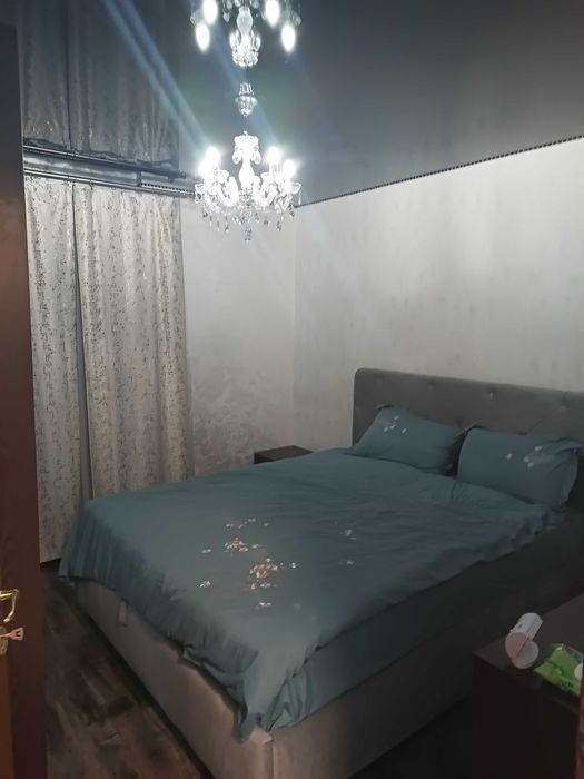 Bulevardul Independenţei parter la 100 m de Calea càlaraşilor.