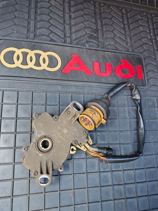 Селектор Ауди A6 C4 (4HP18)