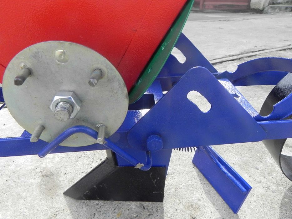 Semanatoare manuala pentru legume seminte mici solar