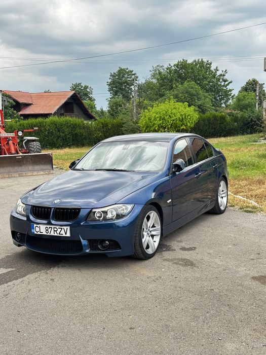 Vând BMW e90 320d