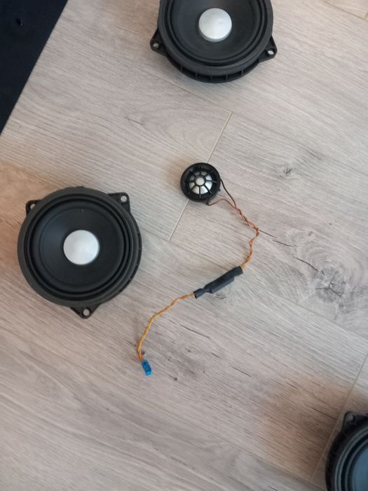 La bucata boxe tweetere sistem audio Harman Kardon HK BMW G30 G11 F30