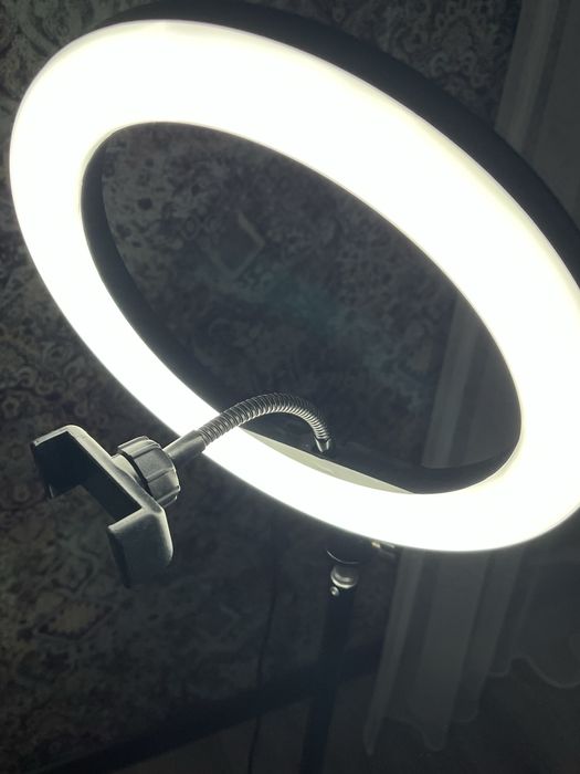 кольцевая лампа напольная