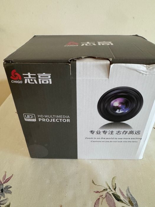 Проектор китайский chigo hd